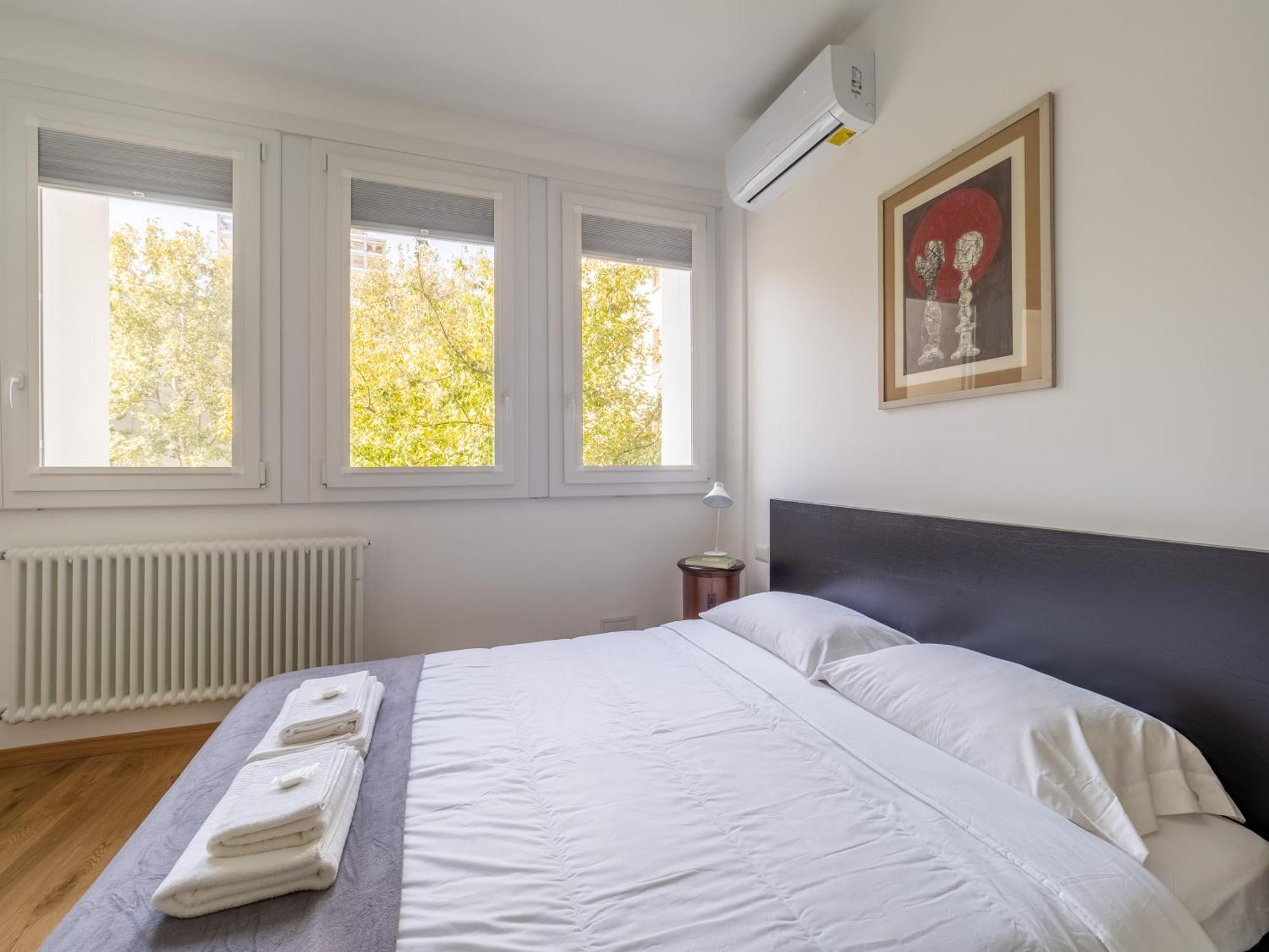 Апартаменты Duomo Line - Cozy, Modern Designed Flat Милан Экстерьер фото